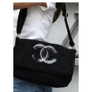 GWP CHANEL Black Precision Suede Crossbody Bag with black CC Patch